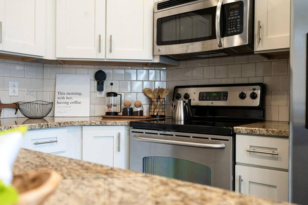 Cashville - Stylish Condo Minutes From Broadway 내슈빌 외부 사진