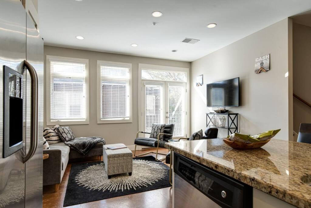 Cashville - Stylish Condo Minutes From Broadway 내슈빌 외부 사진